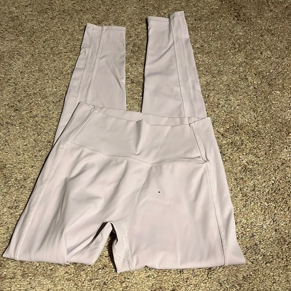 Alphalete Pants & Jumpsuits Alphalete Leggings Light Purple Color Poshmark